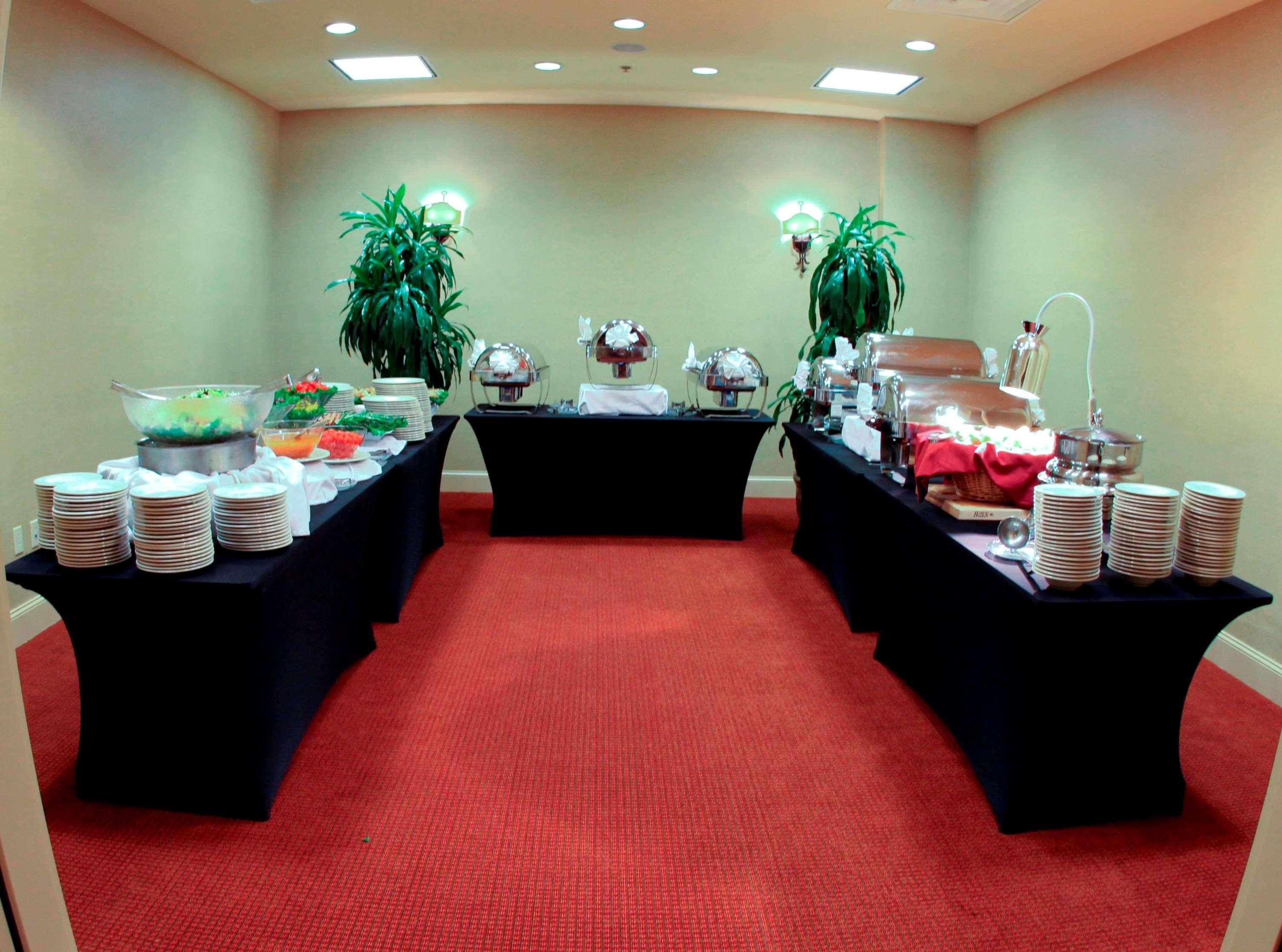 Hilton Garden Inn Houston Energy Corridor Удобства фото